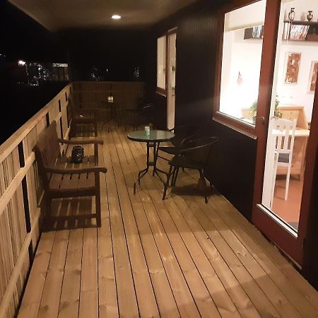 Tjornely Bed & Breakfast Ostervra Bagian luar foto